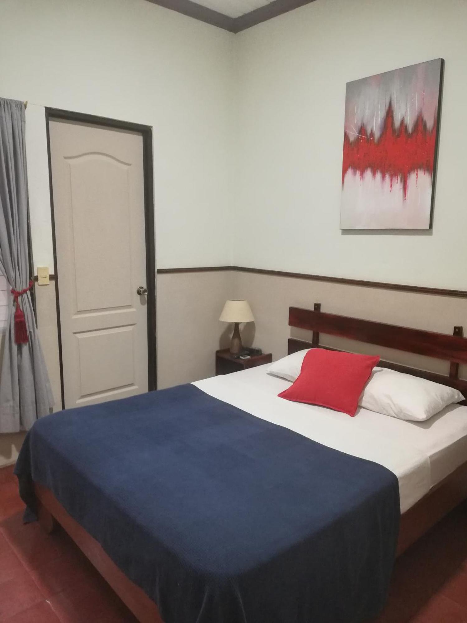 Hotel Santamaria Airport North / Alajuela Downtown 외부 사진